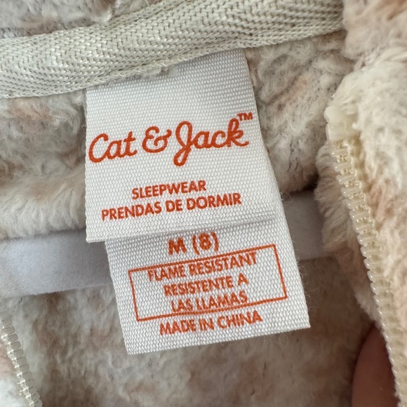 Cat & Jack Kids Fuzzy Leopard Print Onesie Pajamas – Size 8 - Picture 3 of 3
